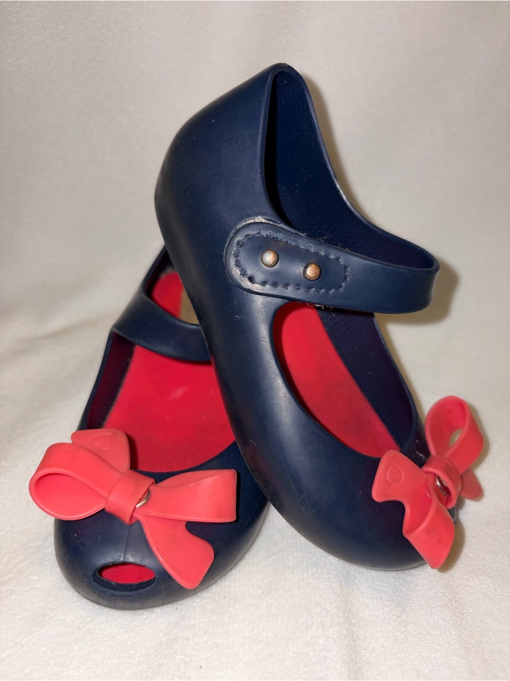 Mini Melissa Navy Mary Janes with Coral Bow Accent toddler size 8